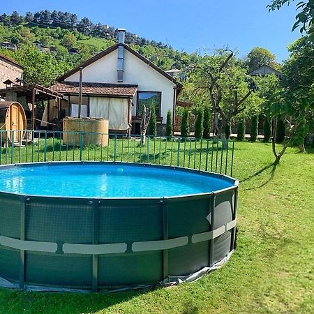 Villa Jrhogher Dilijan Eksteriør billede