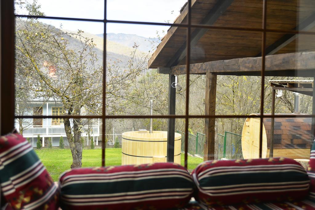 Villa Jrhogher Dilijan Værelse billede